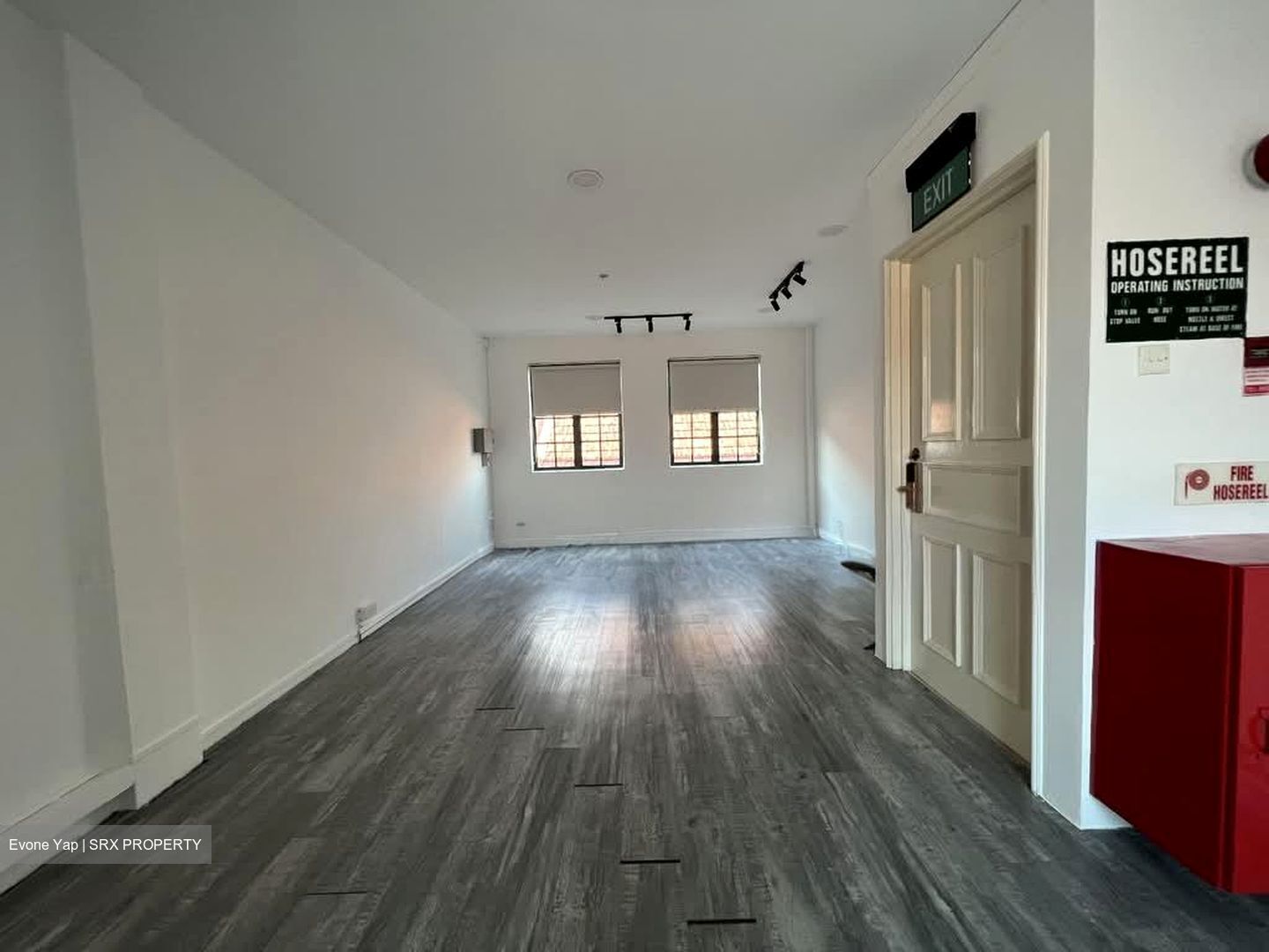 Joo Chiat Road (D15), Shop House #557602051